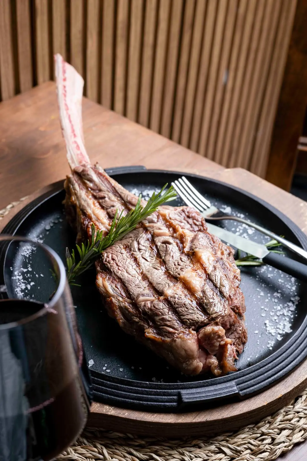 Tomahawk alla brace