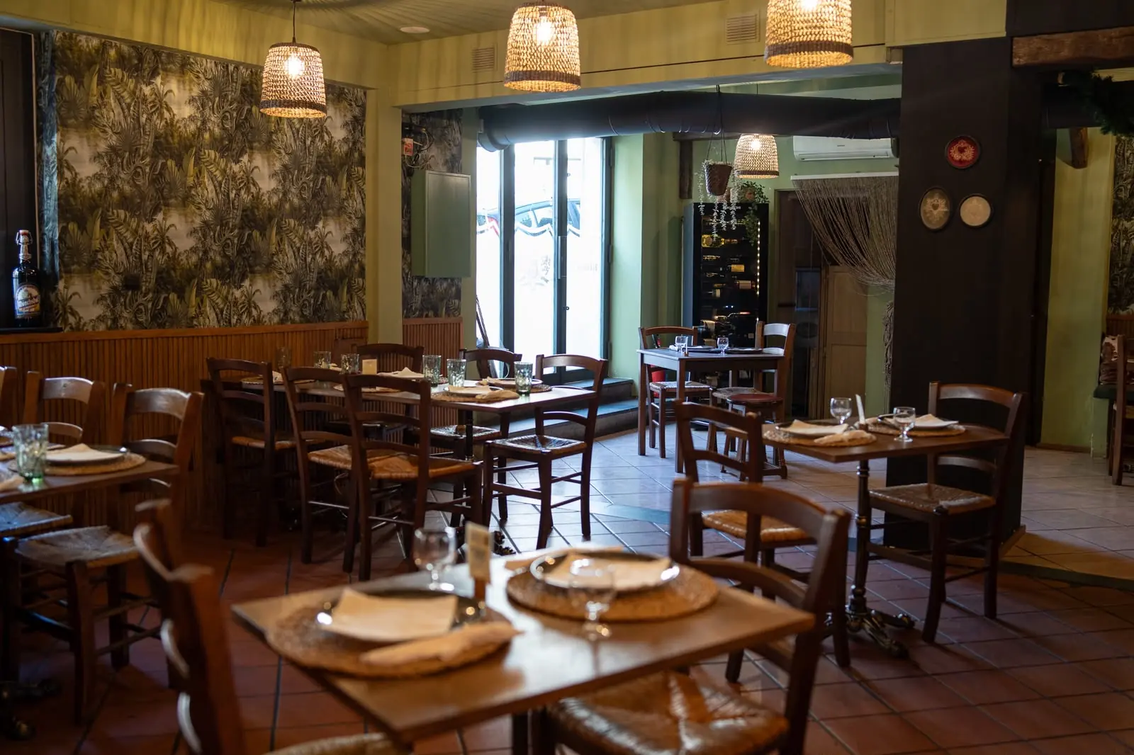 La sala del 21 Biergrube apparecchiata